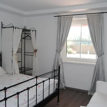 Premium-gartenwohnung, 4 Schlafzimmer & Pool In Woerthersee Naehe * Dellach (Klagenfurt-Land)
